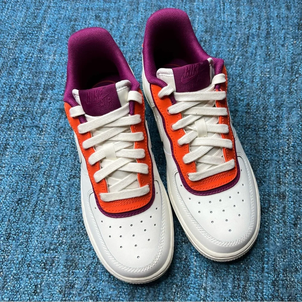 Nike Air Force 1 Low SE Sneakers in Sail White Team Orange Berry Women's 5.5